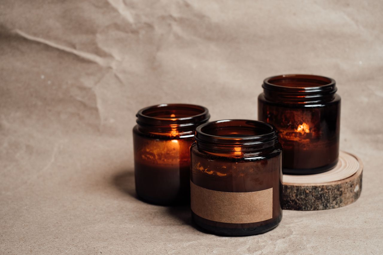 Sandalwood Amber candle